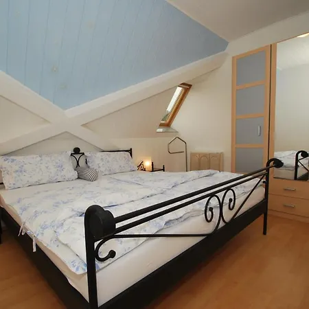 Apartment Möwe DG ( 4 Pers - 52 m2) *