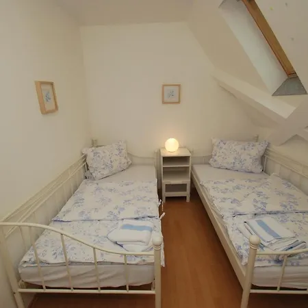 Apartment Möwe DG ( 4 Pers - 52 m2) *